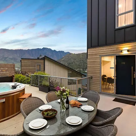 Bluewater Views Villa Queenstown Exterior photo