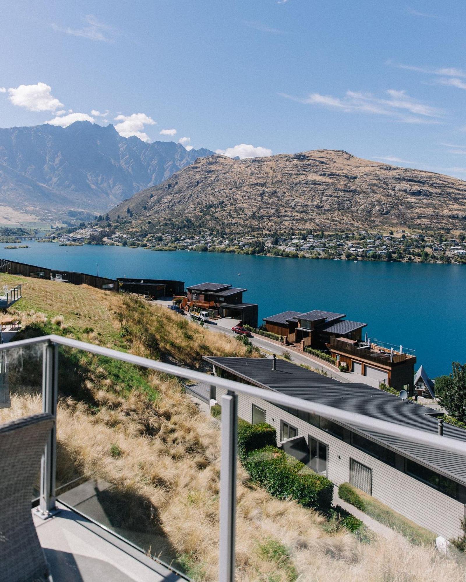Bluewater Views * Queenstown
